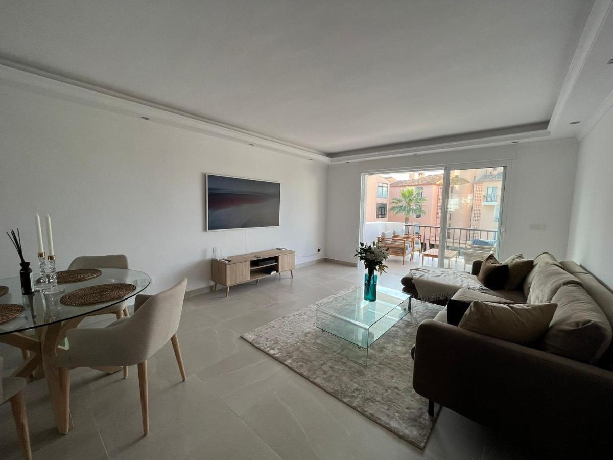 In Puerto Banus - And Luxury Apartment