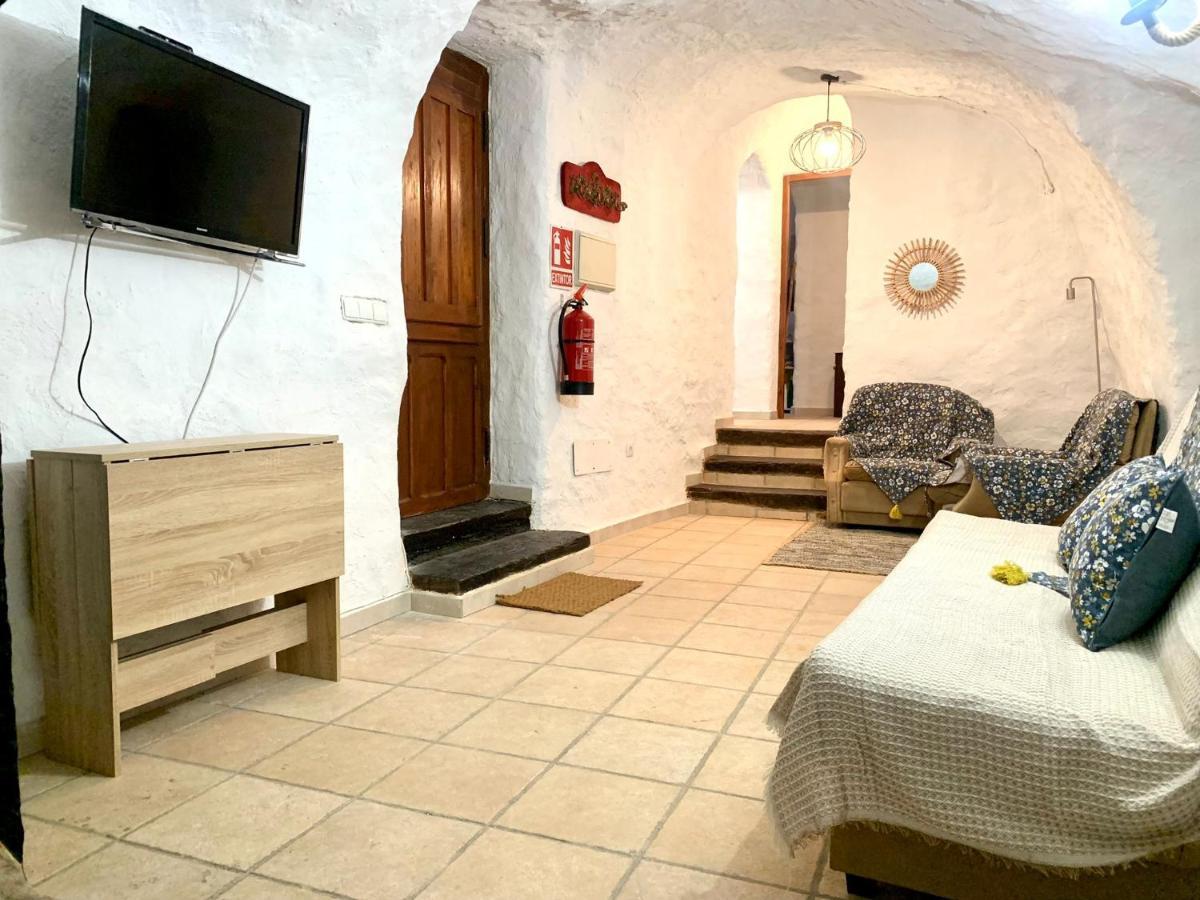 Casa Cueva La Parra. Terque