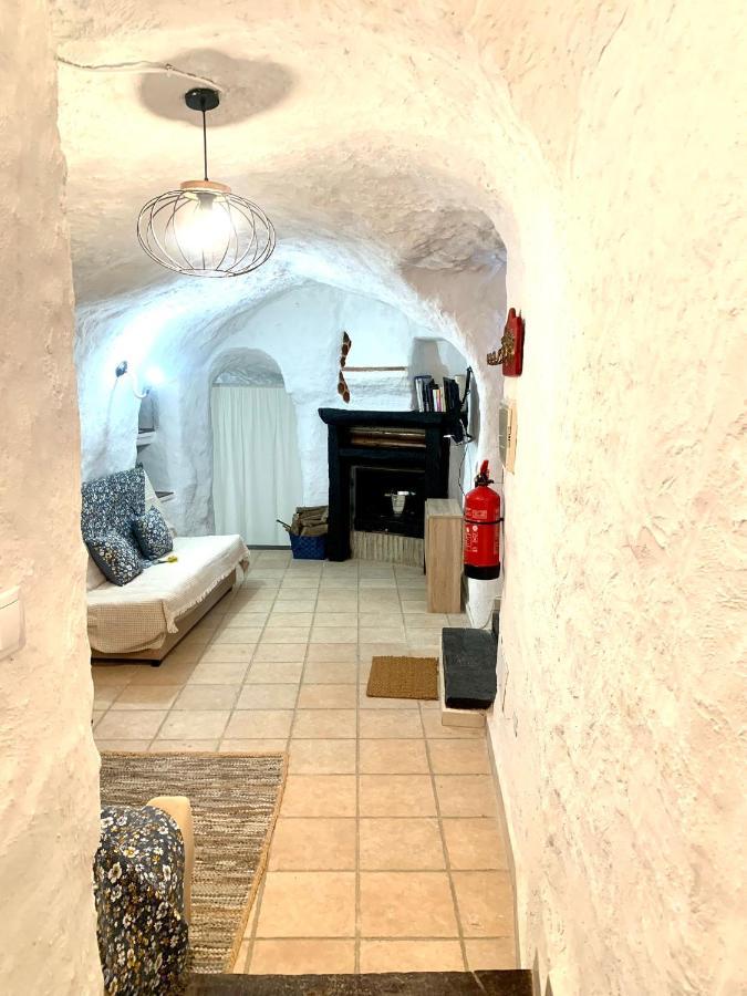 Casa Cueva La Parra. *