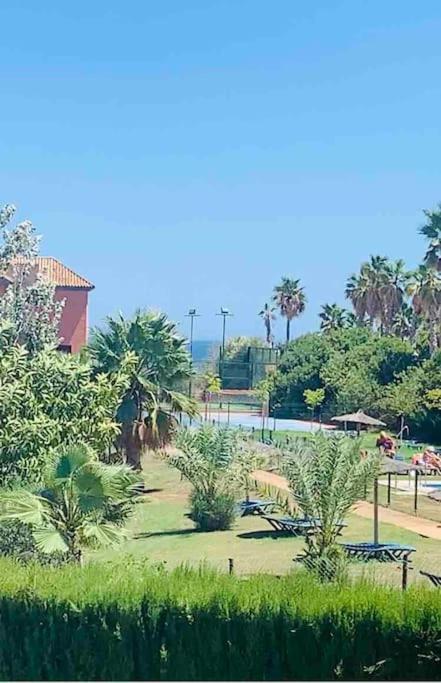 Sea Views Near Beach/golfcourse With Exterior Hot Tub Alcaidesa
