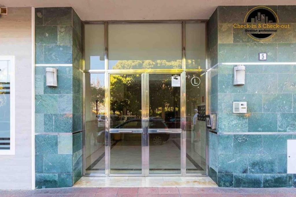 Apartamento El Paralelo Estepona
