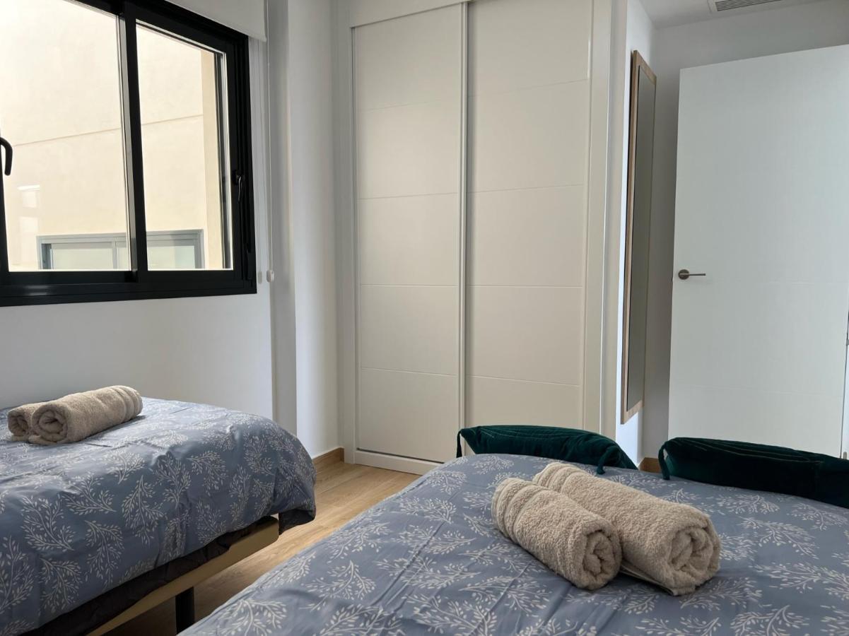 Luxurious Flat & Private Rooftop In Villamartin Orihuela Costa Apartment