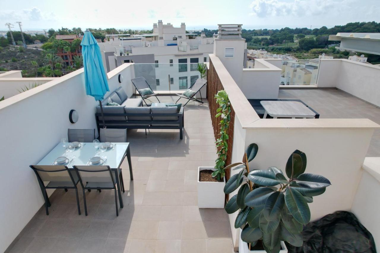Luxurious Flat & Private Rooftop In Villamartin Orihuela Costa Apartment