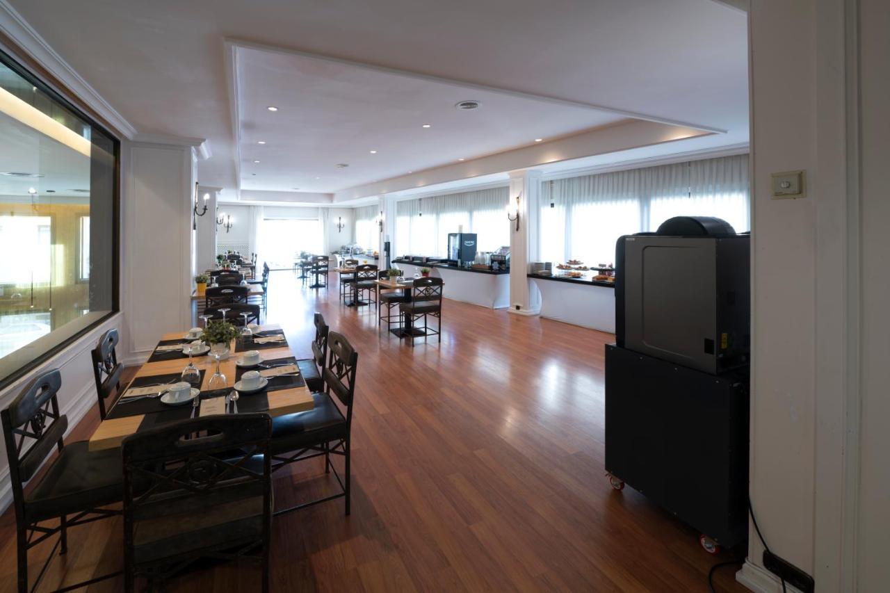 Hotel Barcelo Conde Luna 4*