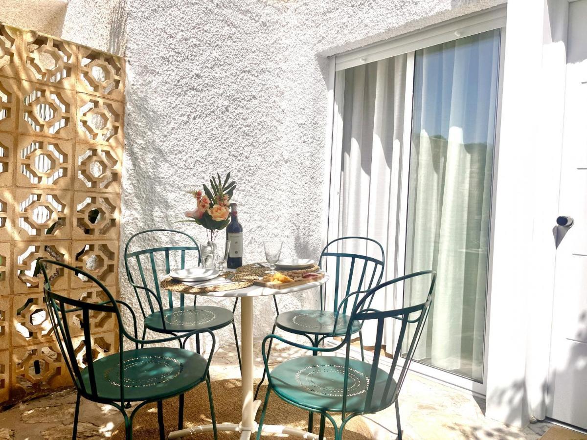 Apartment Luxe Beach Three By Gloove *