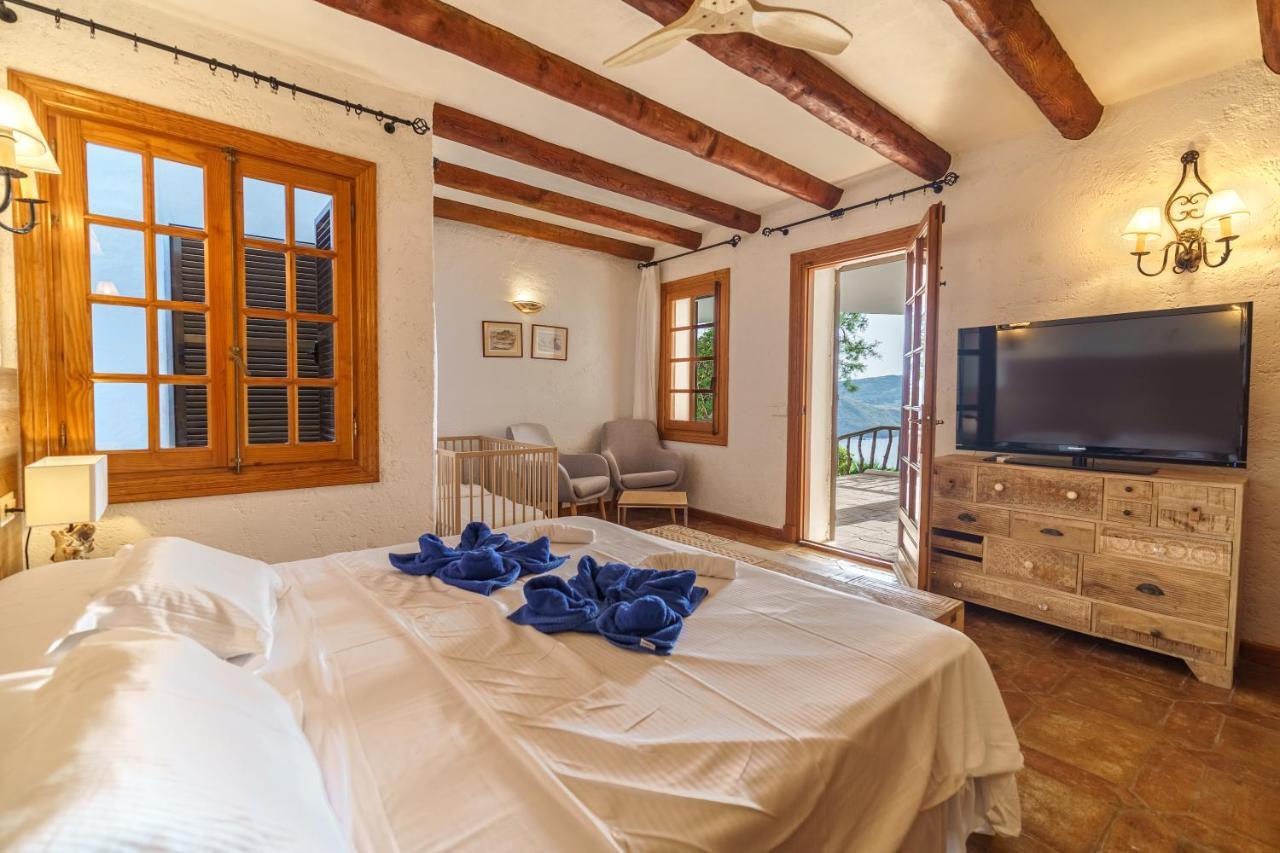 Villa De Lujo En Playa De Fornells