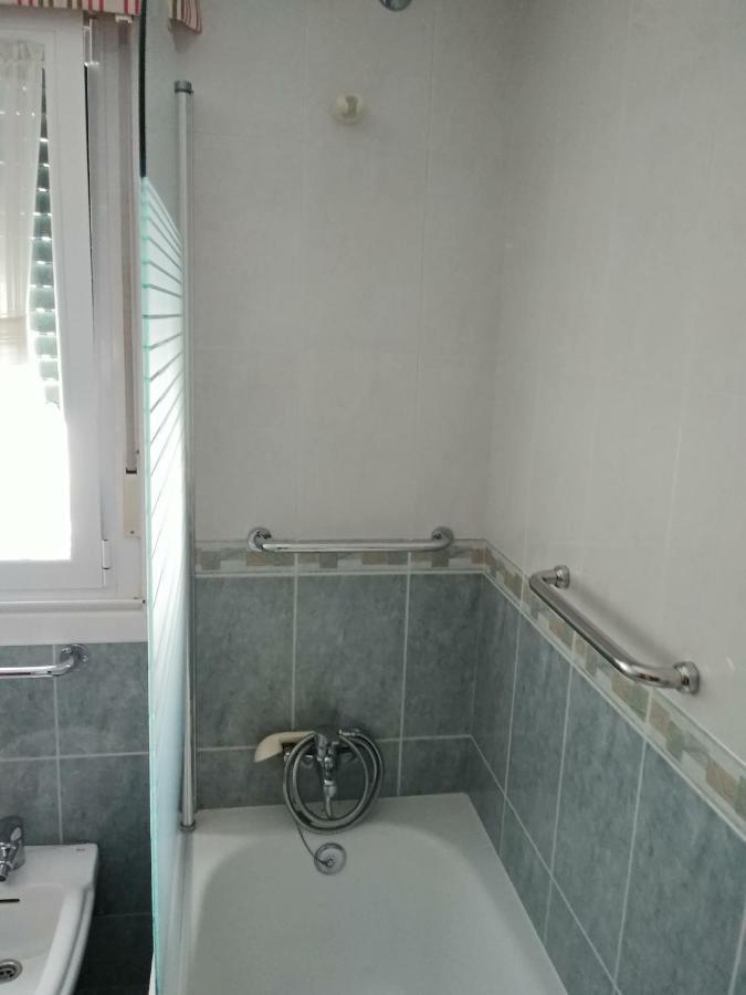 Acogedor Con Piscina Cerca De La Playa A Lanzada Apartment *