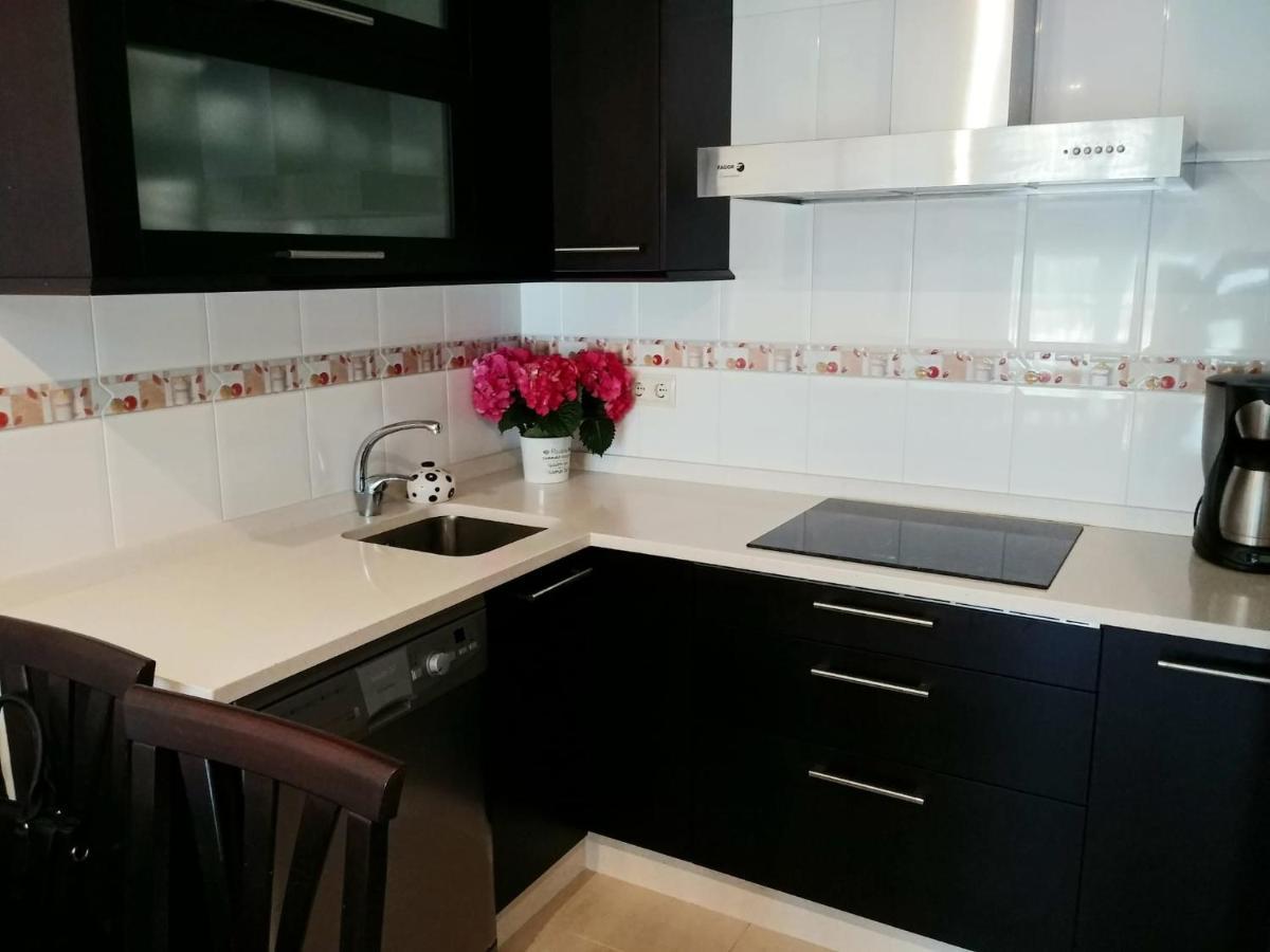 Acogedor Con Piscina Cerca De La Playa A Lanzada Apartment *