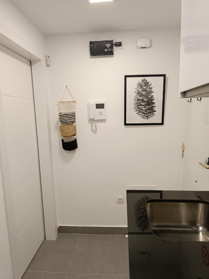 Apartamento Estudio Almirante 9 *