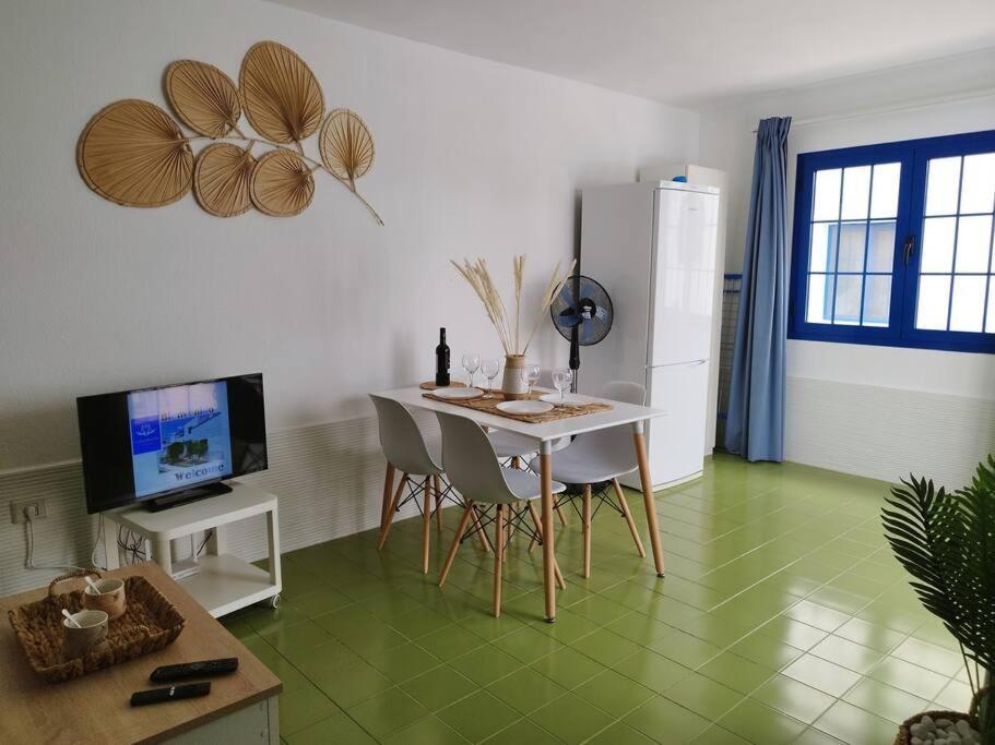 Apartment Casa Freesia Caleta Centre Avec Piscine Communautaire