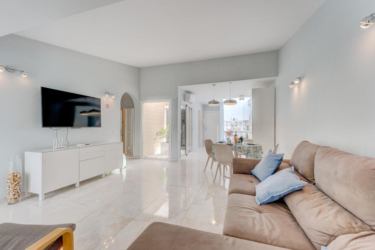 Beautiful In Island Village Apartamento