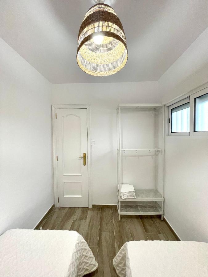 Nuevo, Con Vistas Al Mar Y A 50 Metros De La Playa Apartment
