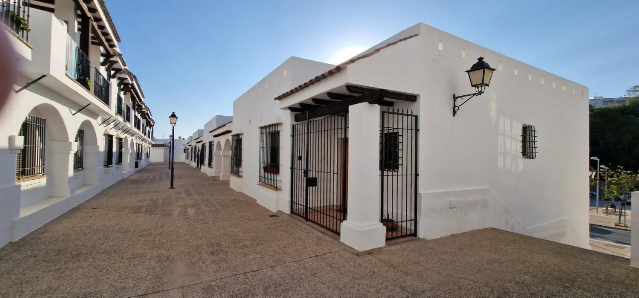 Сasa de vacaciones Casa Duplex En Conil A 300 M De La Playa. *