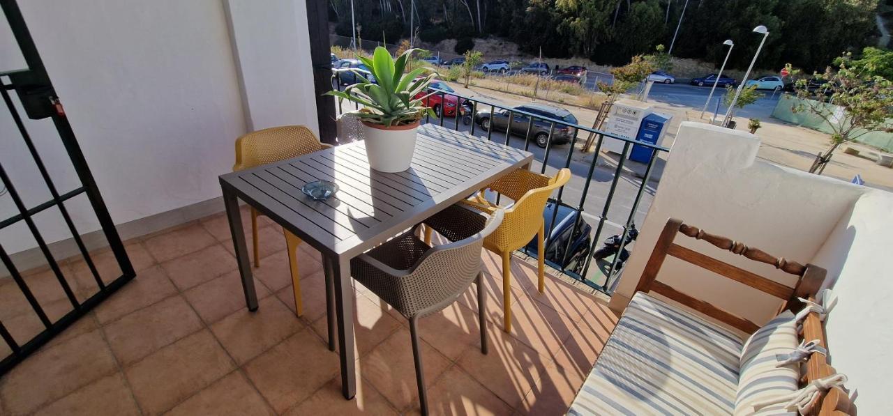 Сasa de vacaciones Casa Duplex En Conil A 300 M De La Playa. *