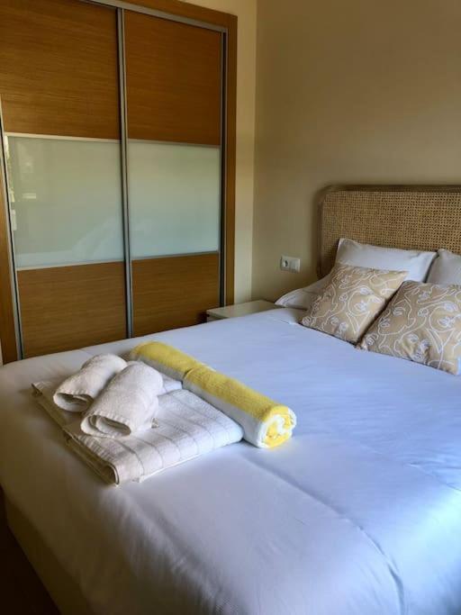 Apartment Hogar Brisa De Marinas Acogedor Con Amplia Terraza Y Acceso Directo A Piscinas-comfortable With Spacious Terrace And Direct Pool Access