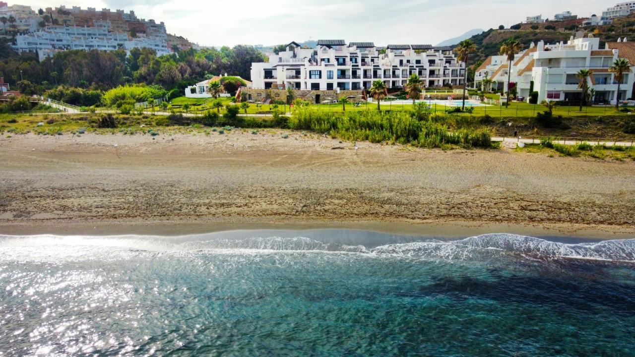 Exclusive Luxury Frontline Penthouse Del Mar - Estepona Apartamento *