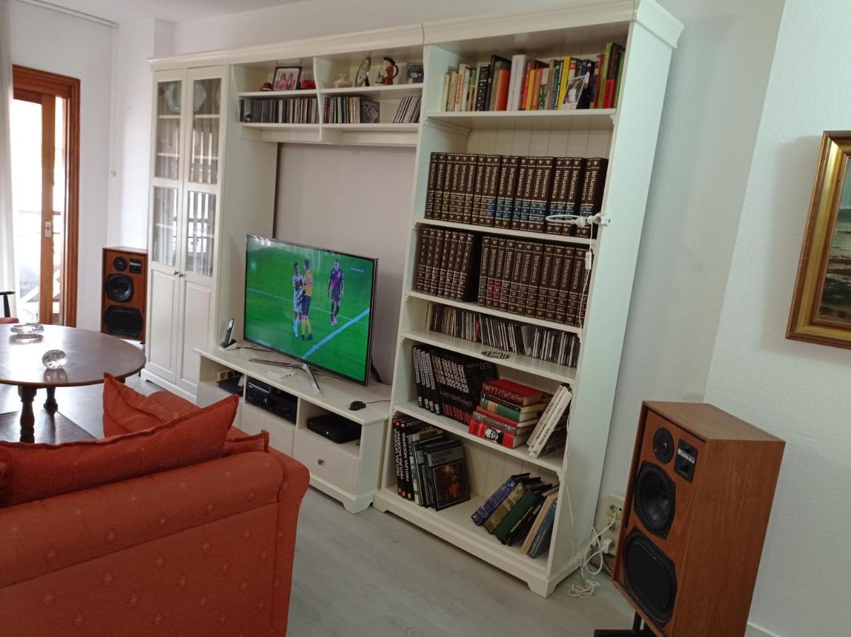 Guest house Nice Room-terrace- Private Toilete-closer Sport Pier-optical Fiber 1 Gb Las Palmas de Gran Canaria