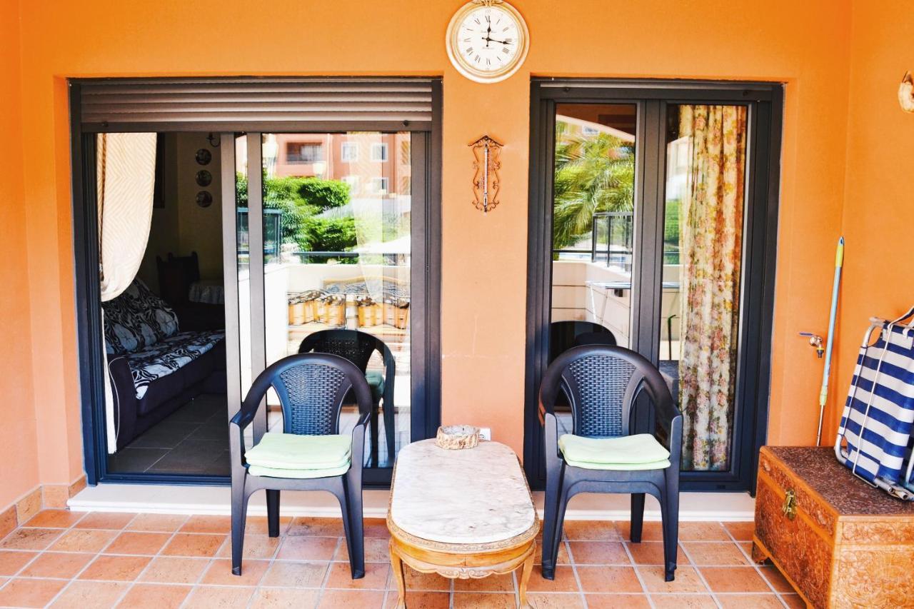 Apartamento Jardines De Marinas