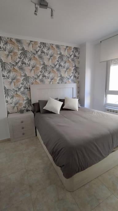Apartamento En Foz. Primera Linea Playa Rapadoira