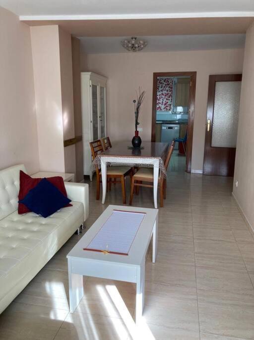 Apartamento Piso Vacacional En Sant Carles De La Rapita.