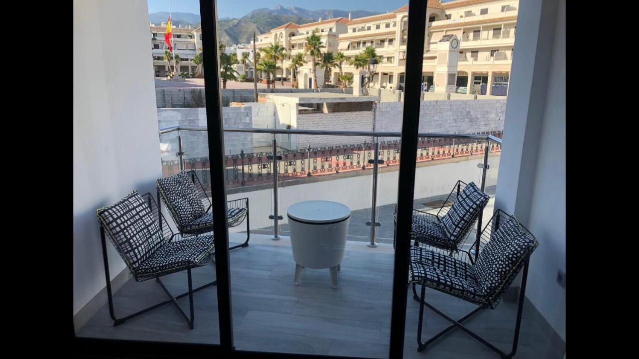 4 Gran8nerja Apartamento *