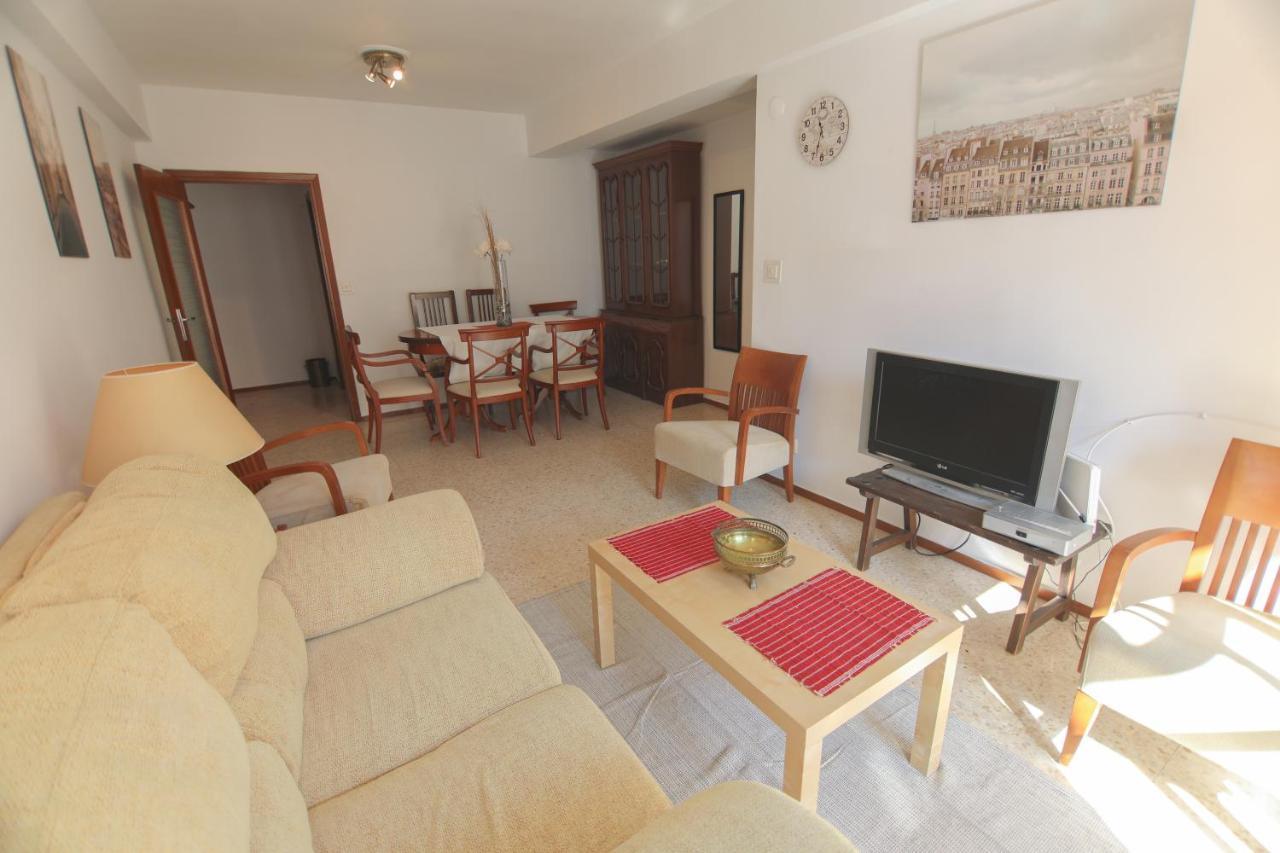 Rentalsevilla Apartamento Luminoso Con 3 Apartment