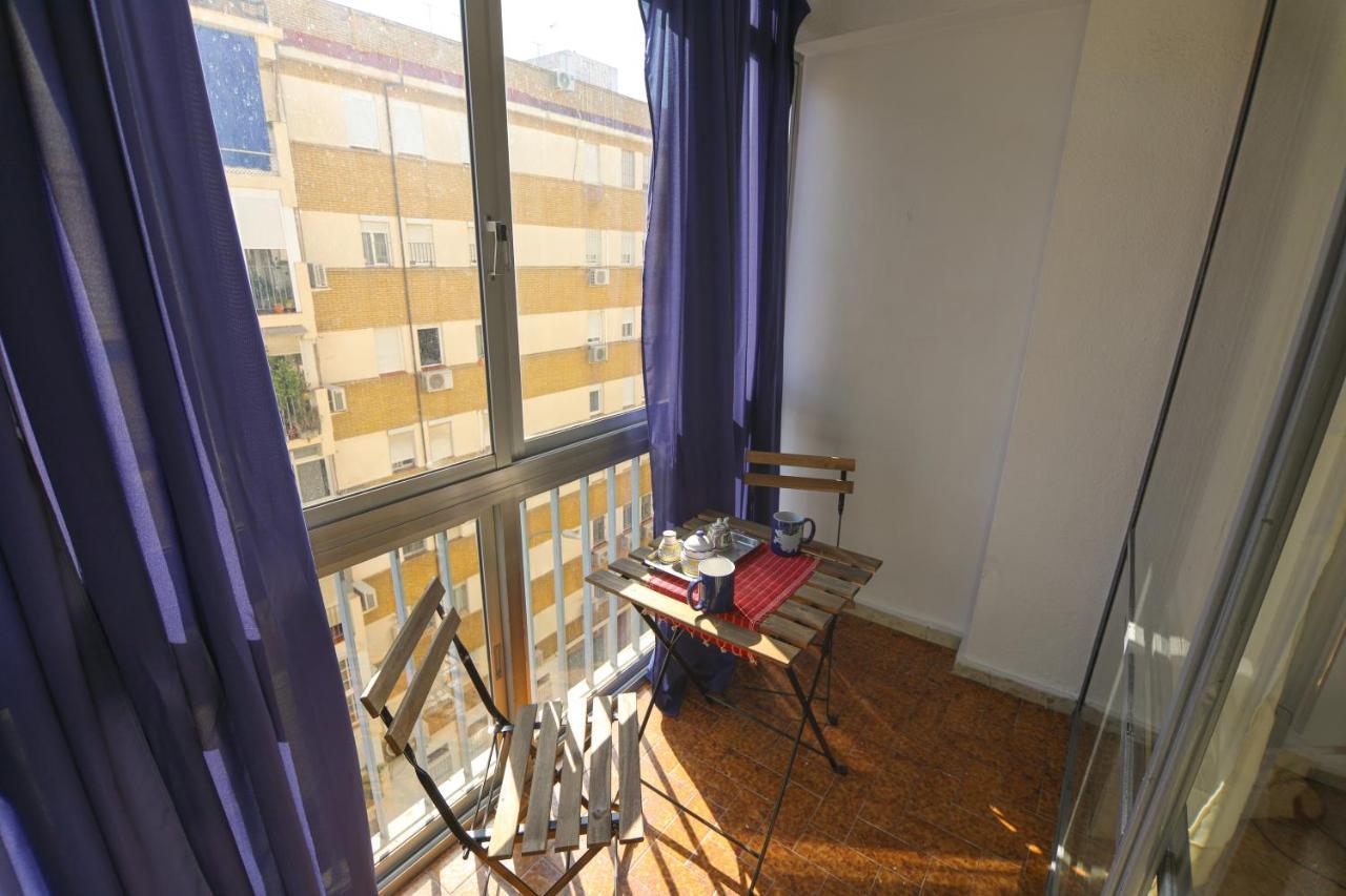 Rentalsevilla Apartamento Luminoso Con 3 Apartment *