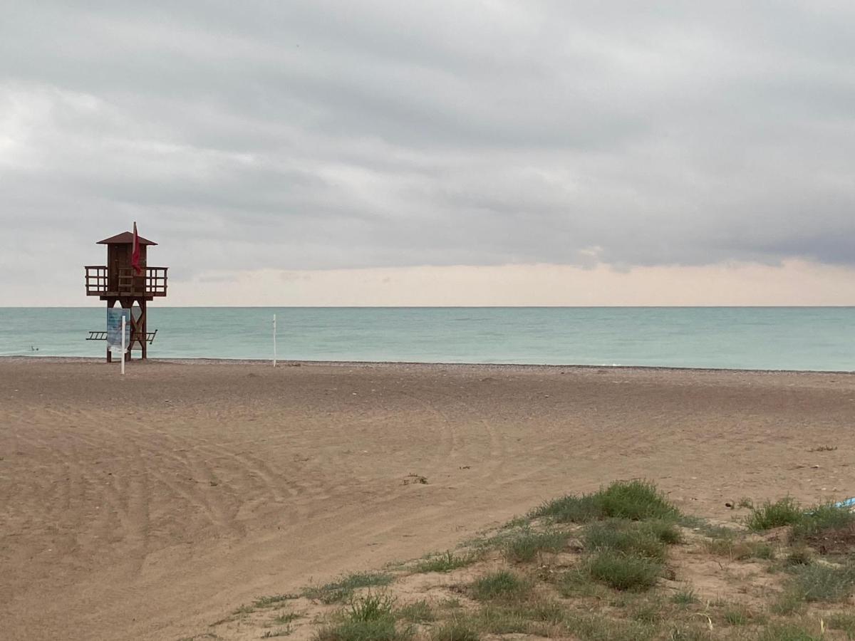 Primera Linea De Playa, Conchita, Con Salida Al Mar Sagunto