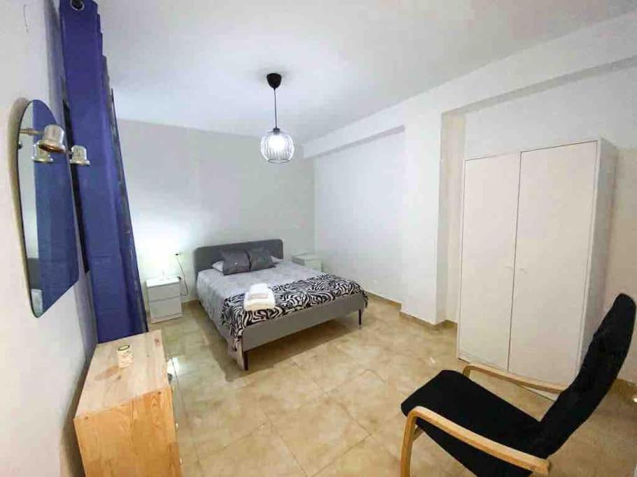 En Centro Futbol 1min Playa 10min * Vila-real