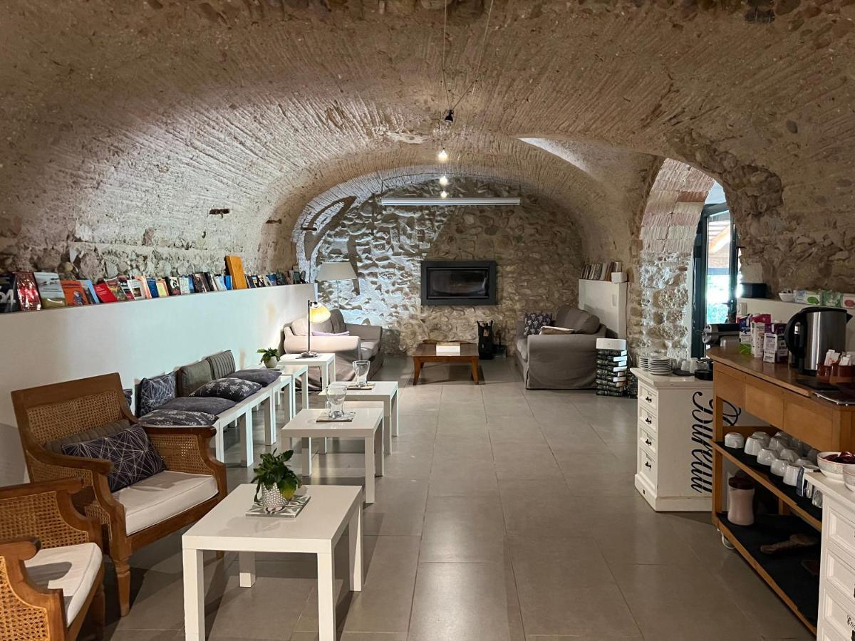Clotas Masia Bed & Breakfast Cistella