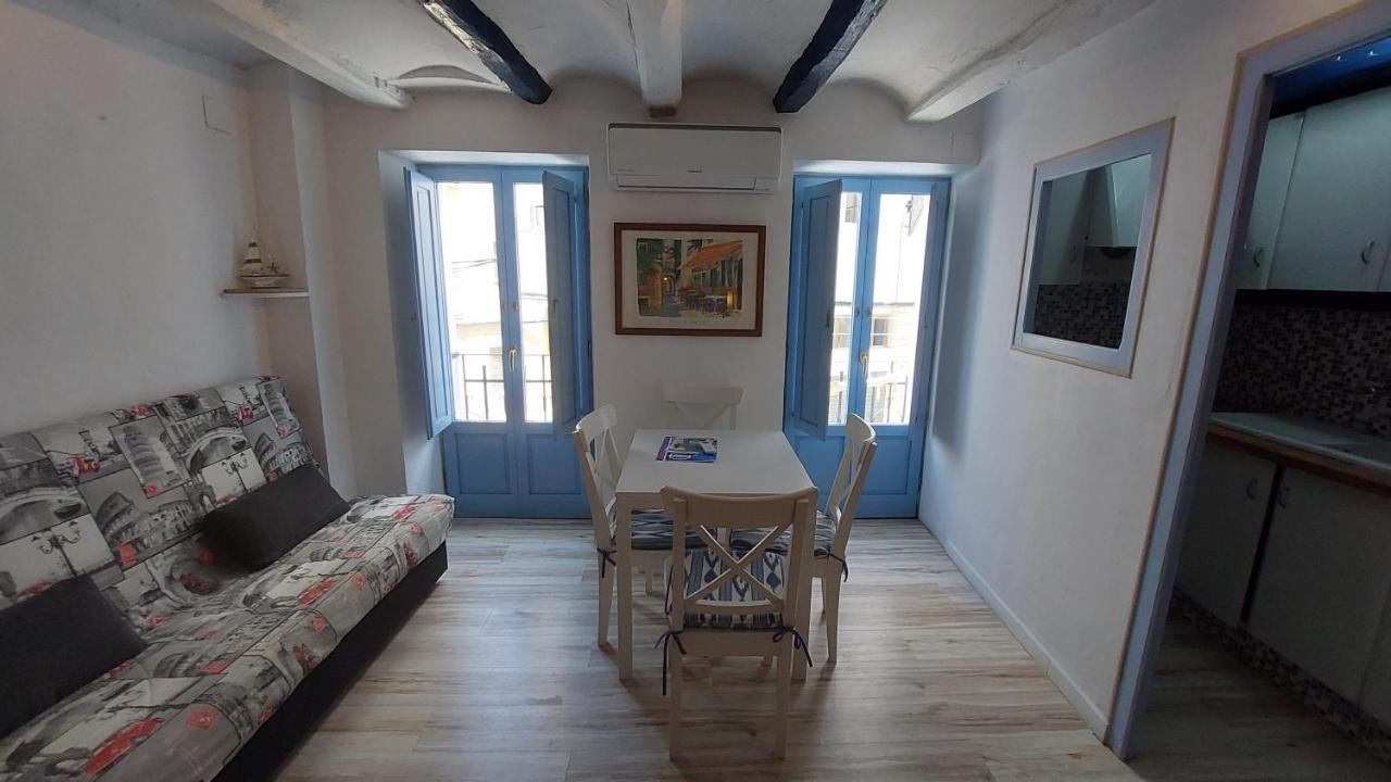Apartment Sant Francesc 5 *