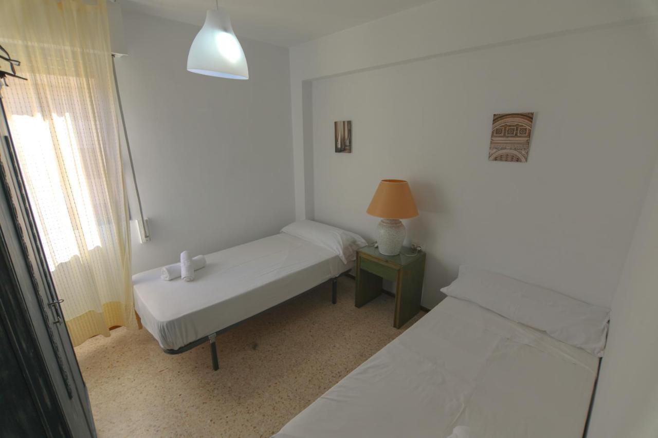 Apartment Rentalsevilla Apartamento Luminoso Con 3