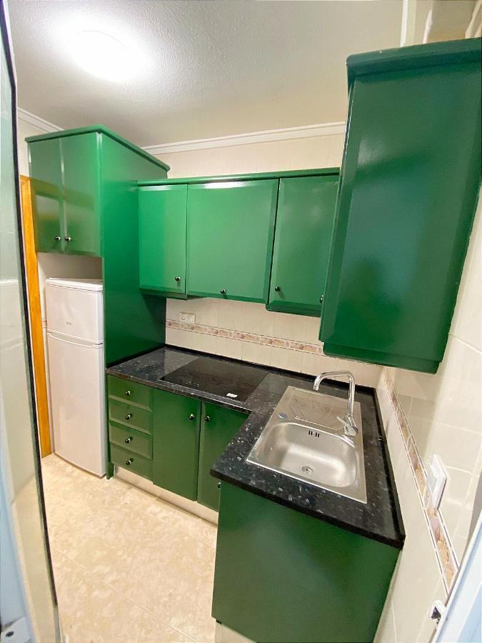 Apartment Modern 3mins Walk To Playa Del Cura *