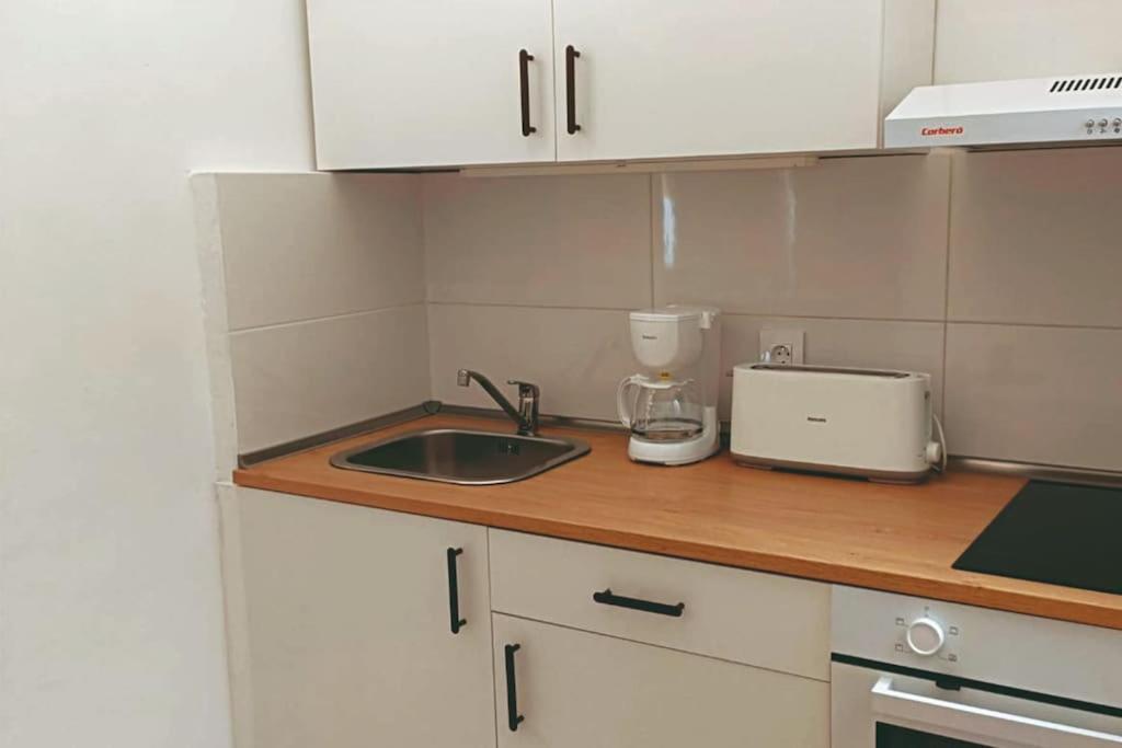Apartamento Carrillo 5 *