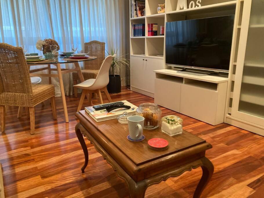 Hyp - Mo's House Apartment