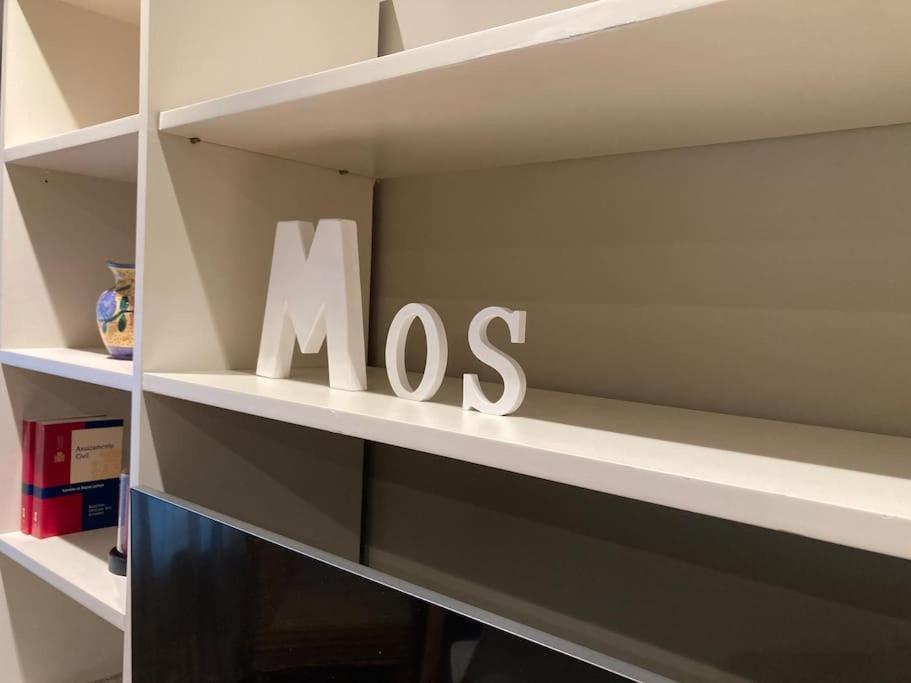 Hyp - Mo's House *