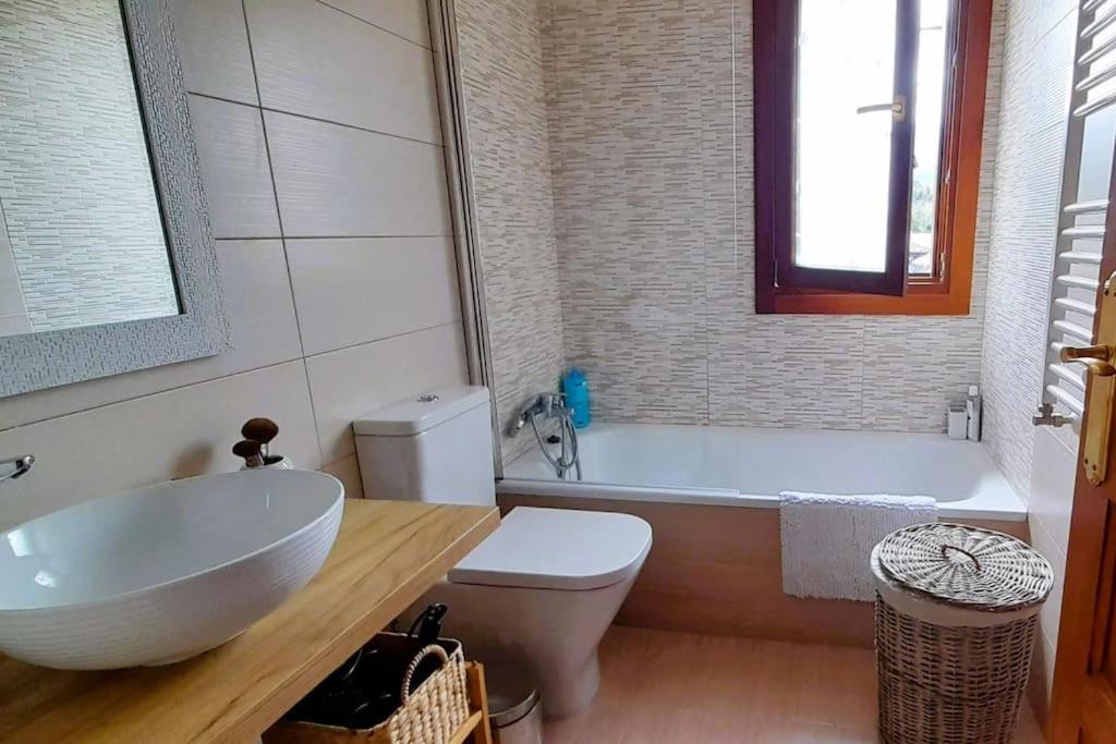 Casa Palmira En La Playa De Celorio Holiday home