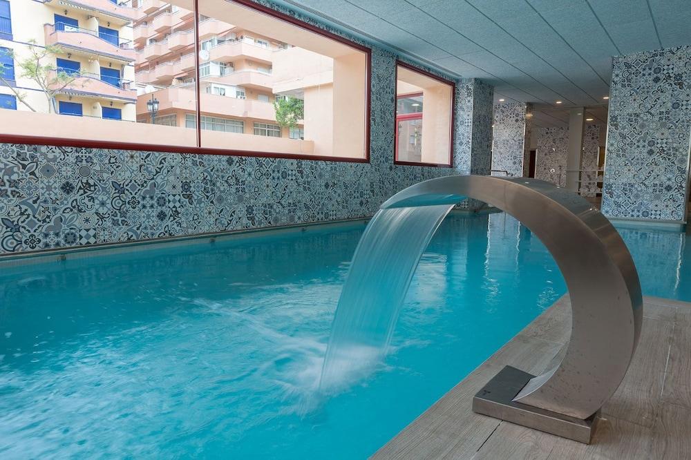 Angela - Adults Recommended Fuengirola