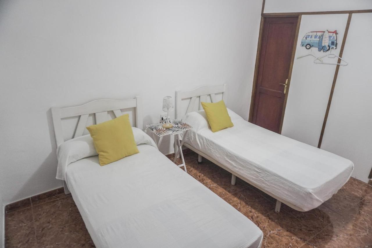 Banana Surf House Pensión Los Cristianos (Tenerife)