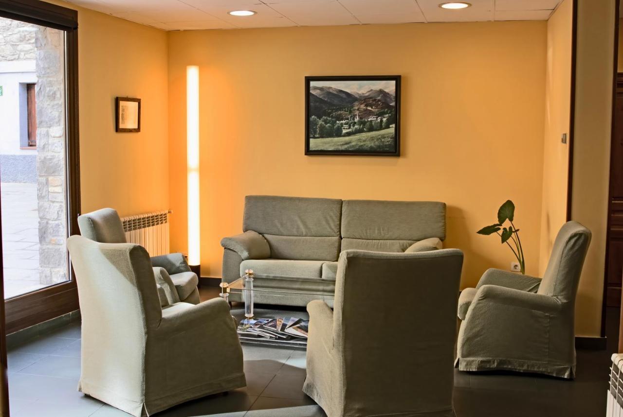 Guest house Pensio La Creu 2*