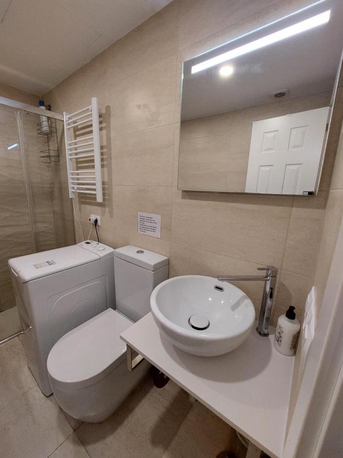 Con Encanto, Centrico Y Con Piscina!!! Apartamento