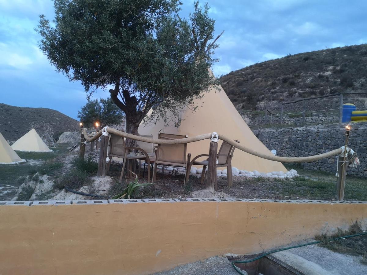 Tipi Indio Campo de lujo *