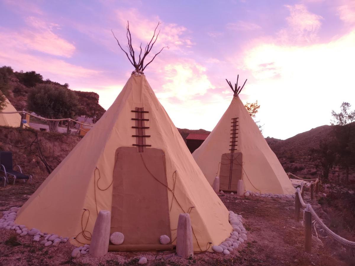 Tipi Indio Campo de lujo *