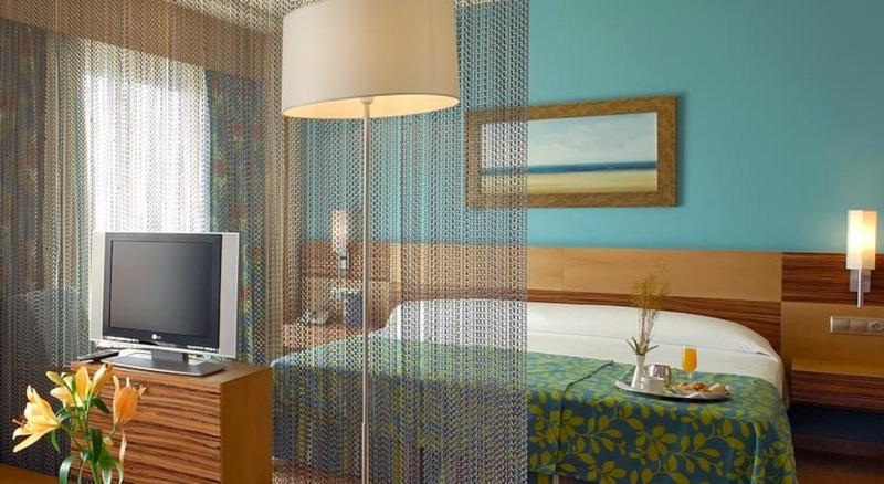 Elba Carlota & Golf Resort 4*