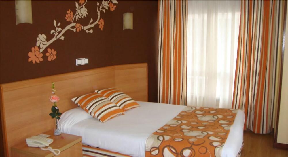 Almirante Hotel A Coruna