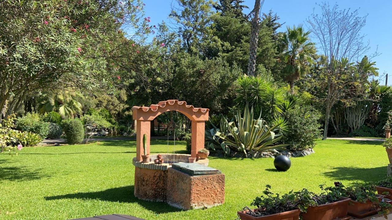La Casa Del Torreon Bed and breakfast *