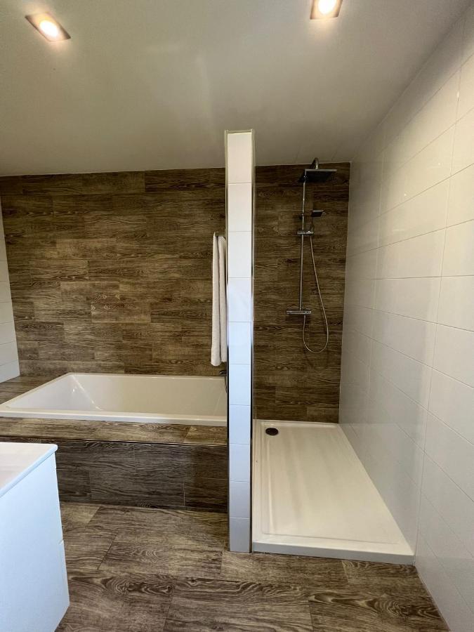 Regueiro Da Vila Apartment *