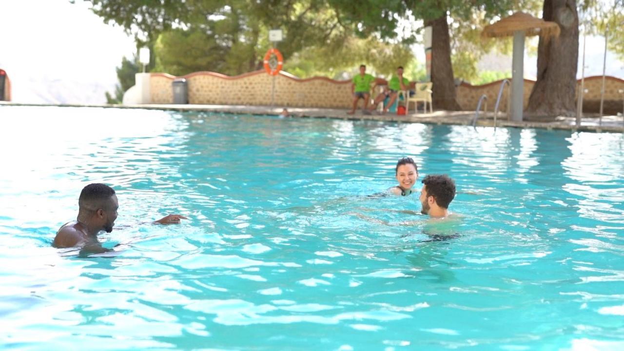 Balneario De Alicún De Torres 2*