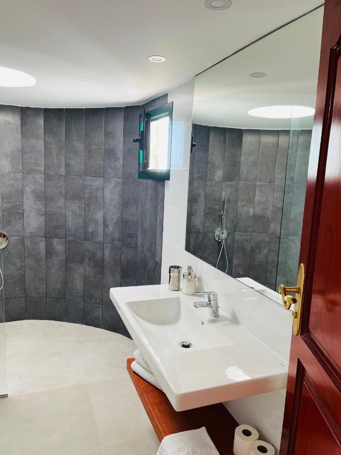 Hotel-finca Rural Jose Manuel 28pax * San Bartolome (Las Palmas)