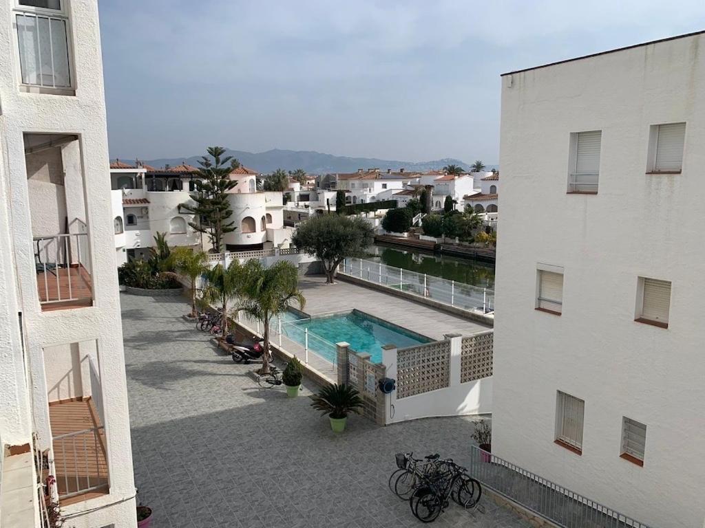Apartment Avec Piscine *